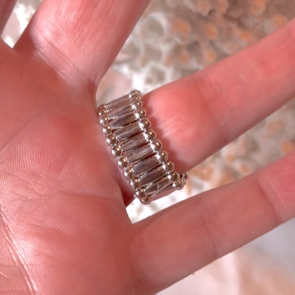 NWT 🌼 PAPARAZZI YELLOW HOWLITE STONE SILVER STRETCH RING One Size Fits All - Picture 4 of 8